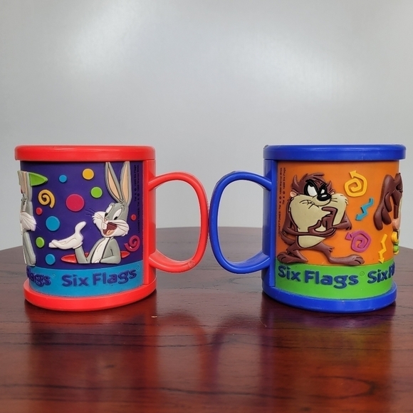 Vintage 1998 Six Flags Bugs Bunny and TAZ Tasmanian Devil Plastic Mugs‎ Retro - Picture 4 of 17